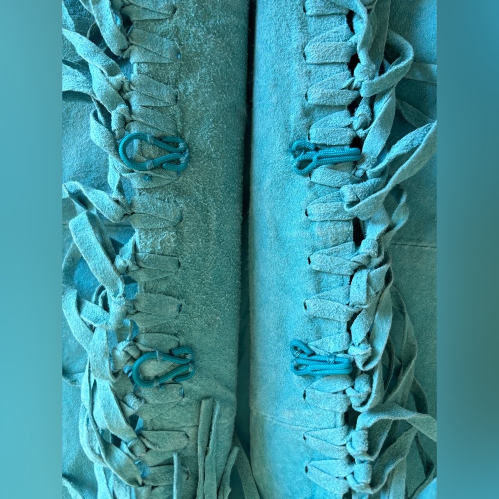 Dialogue Leather Jacket - Woman’s Turquoise, Fringed Leather Jacket. Size Large - Picture 5 of 7